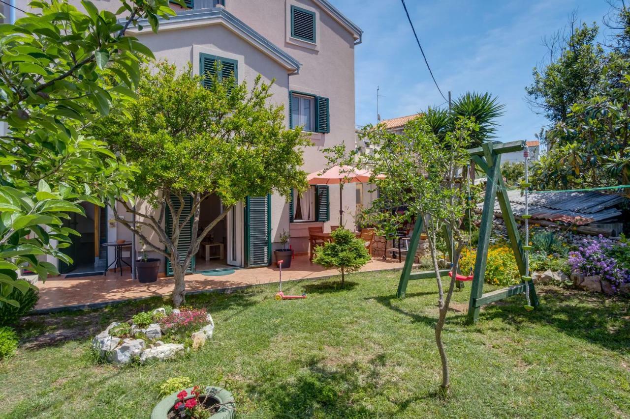 Dairos Apartment Mali Lošinj Exterior foto