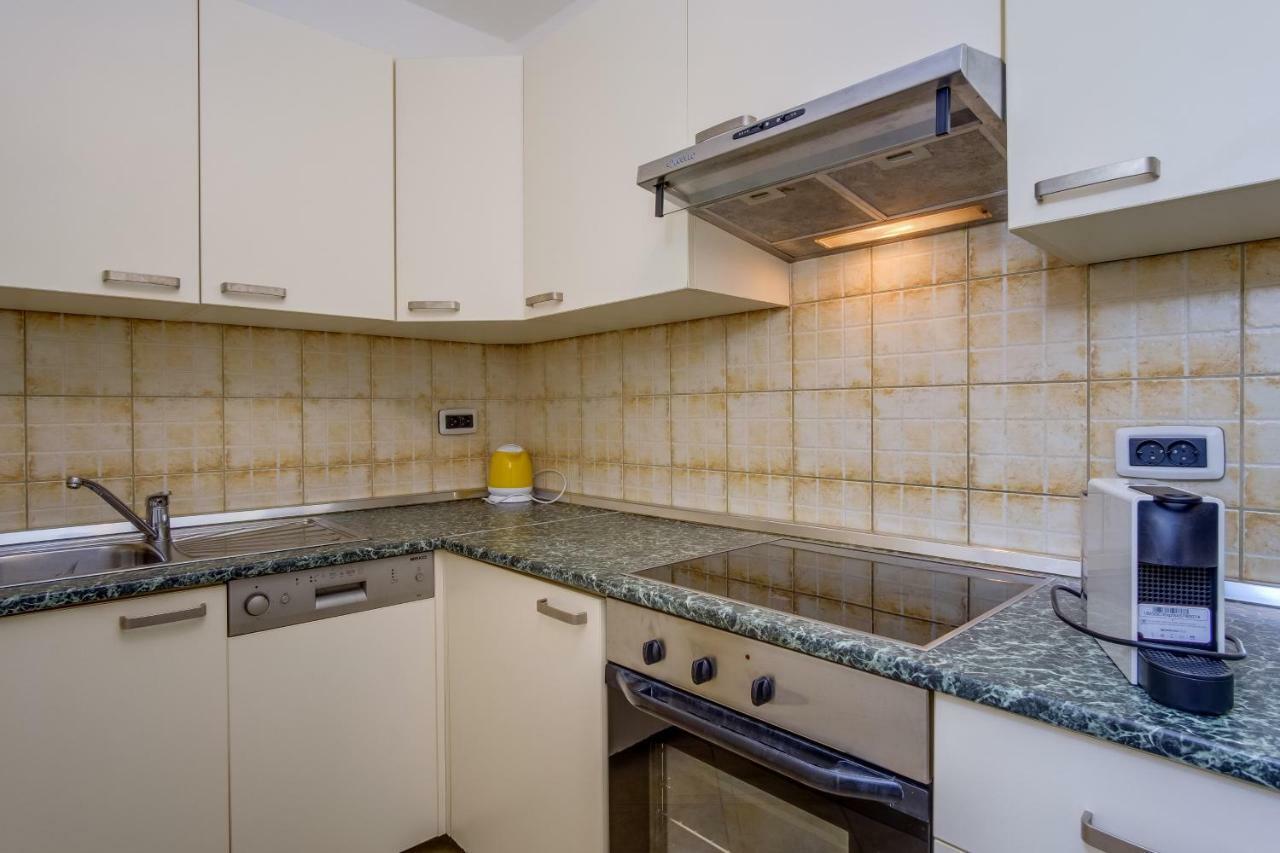 Dairos Apartment Mali Lošinj Exterior foto