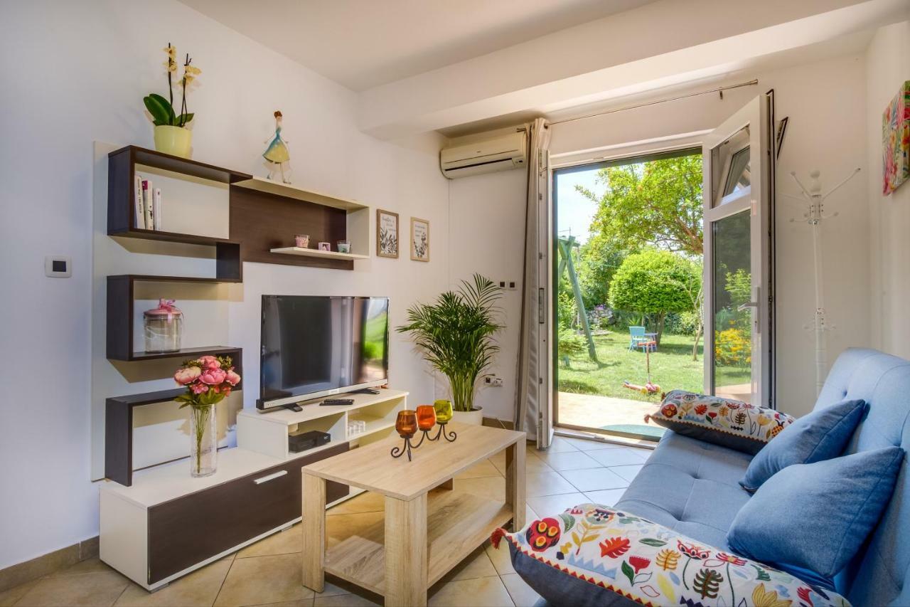 Dairos Apartment Mali Lošinj Exterior foto